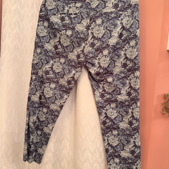 Wildfang Blue and White Floral Blazer and pants - Picture 6 of 7